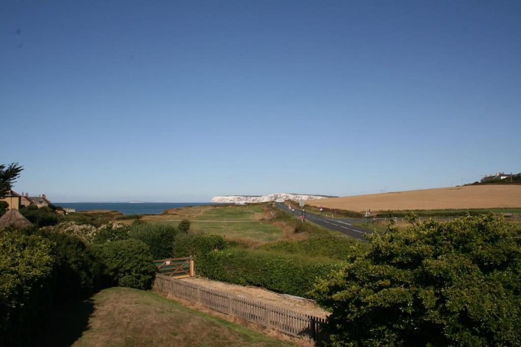 Greystone Cottage - Sea Views, Short Stroll To A Beautiful Sandy Beach Brook  Luaran gambar